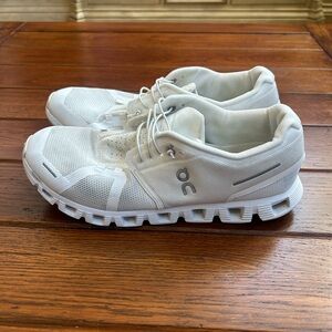 White On Cloud 5 Mens Shoes Size 10.5 EUC